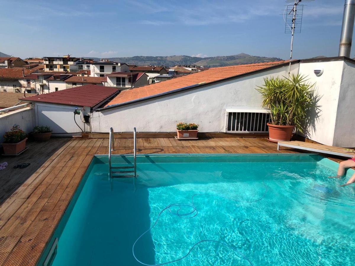 Ferienwohnung Amala, Luxury Pool Loft San Nicola La Strada Exterior foto