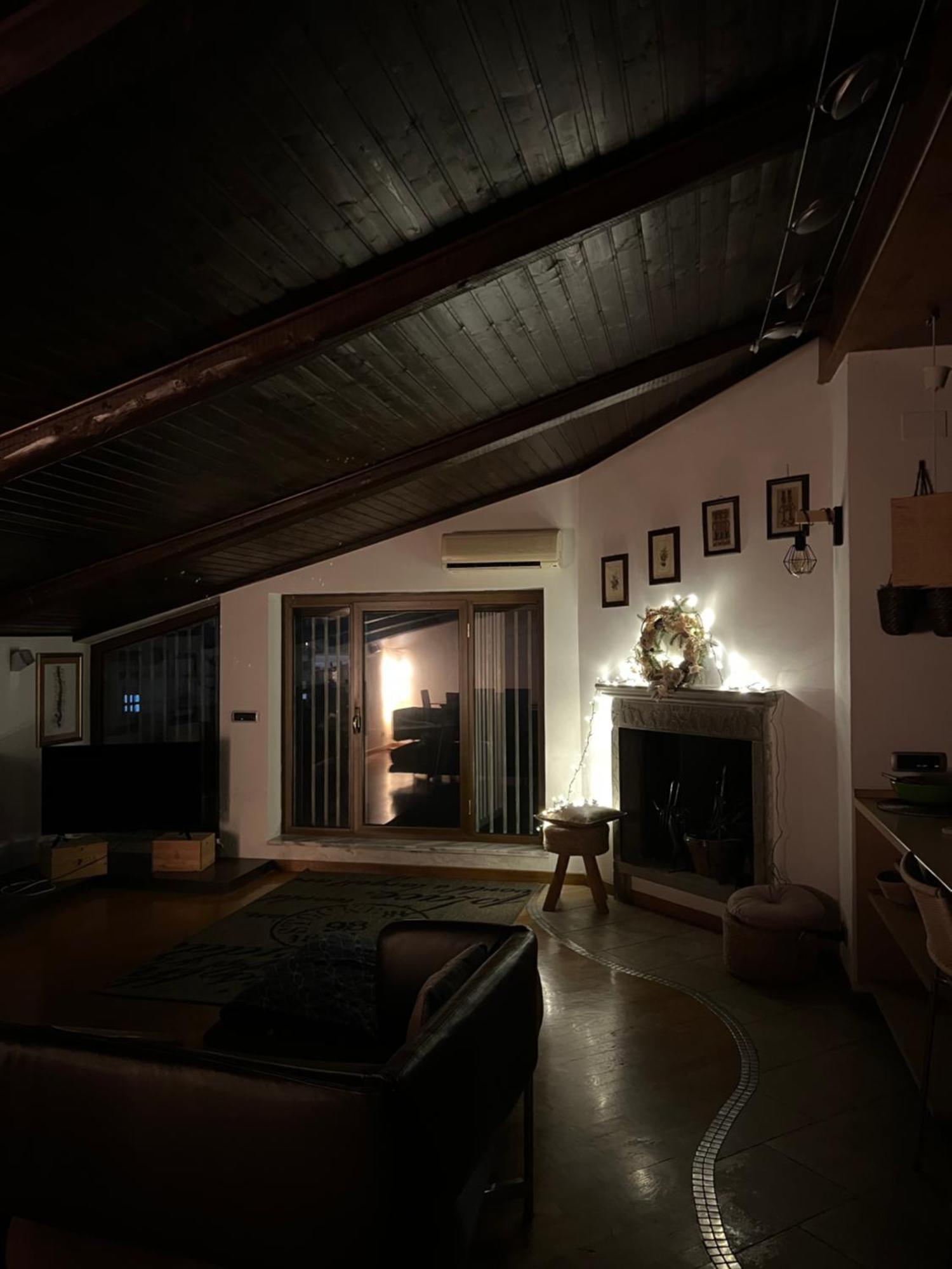 Ferienwohnung Amala, Luxury Pool Loft San Nicola La Strada Exterior foto