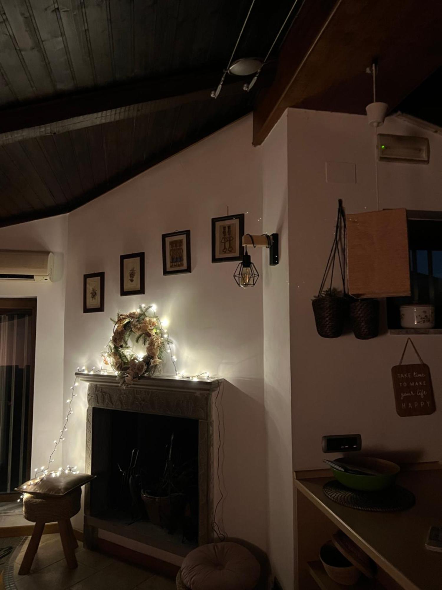 Ferienwohnung Amala, Luxury Pool Loft San Nicola La Strada Exterior foto
